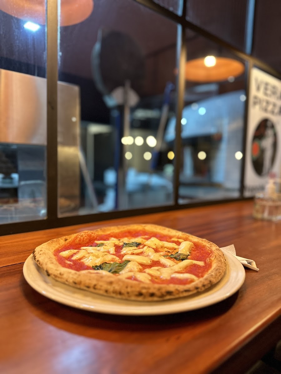 Andolini Pizzeria-10